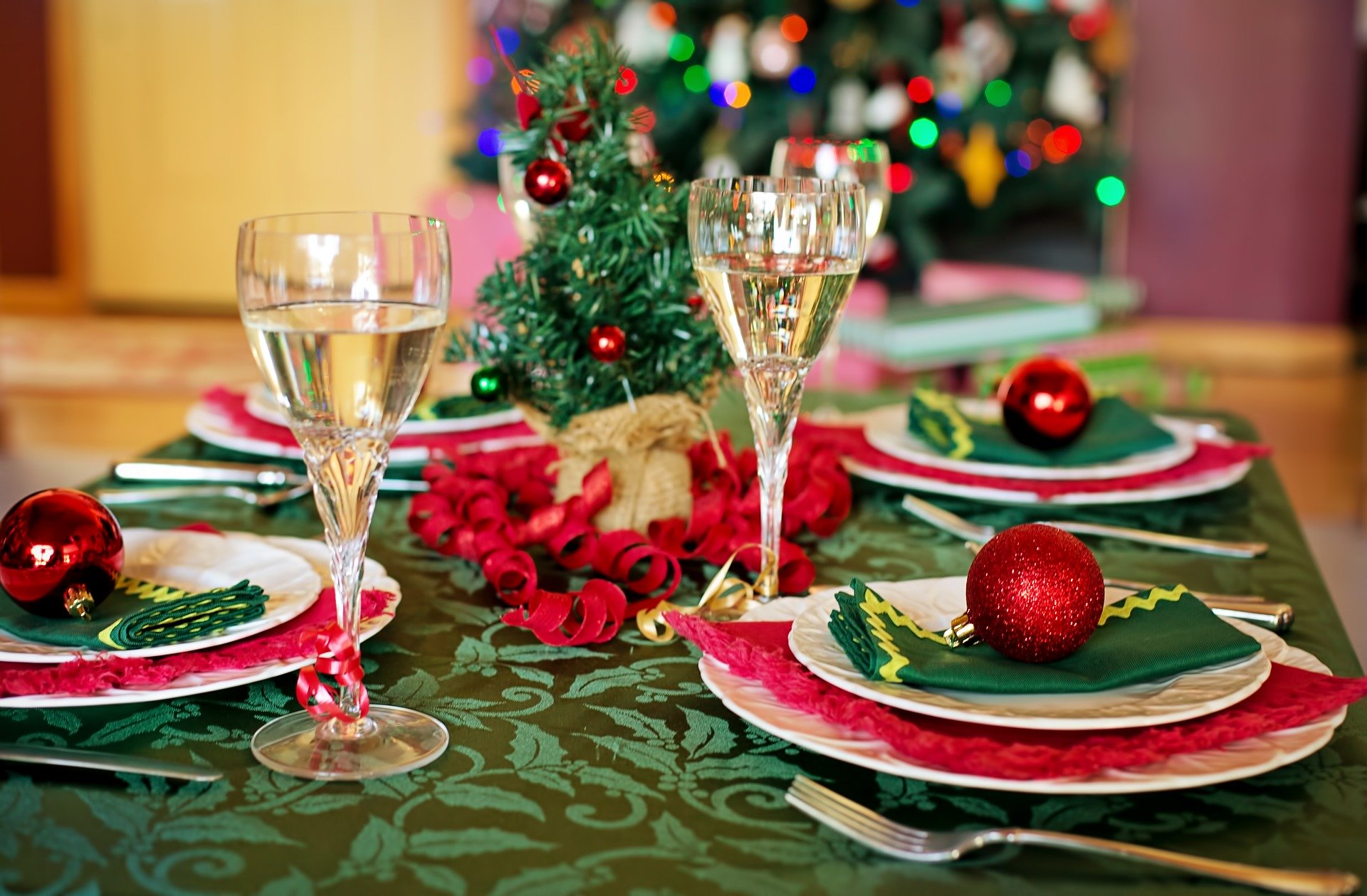 christmas-table Care for Your Holiday Table Linens
Either from being passed down from generation to generation or serving as an easy cleanup for many festive feasts, table linens are a staple for…